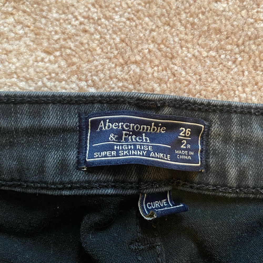 black abercrombie & fitch jeans